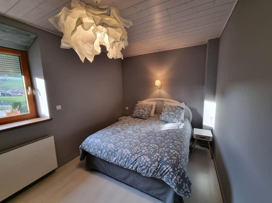 Logement Dans Maison + Exterieur Orchamps-Vennes المظهر الخارجي الصورة