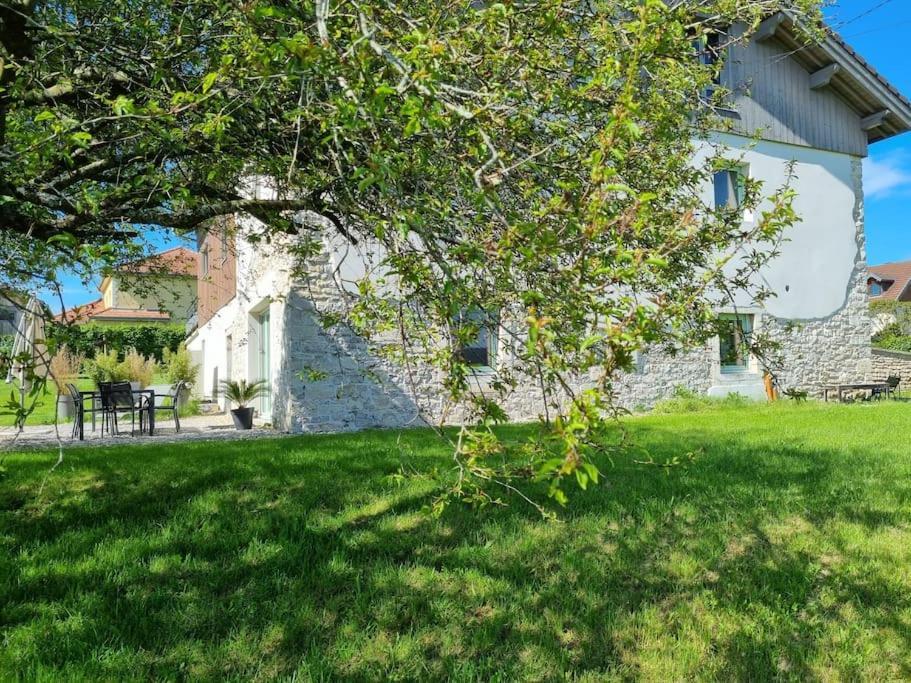 Logement Dans Maison + Exterieur Orchamps-Vennes المظهر الخارجي الصورة